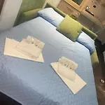 Guesthost - Il Poggiolo, Cozy In Marola Apartamento