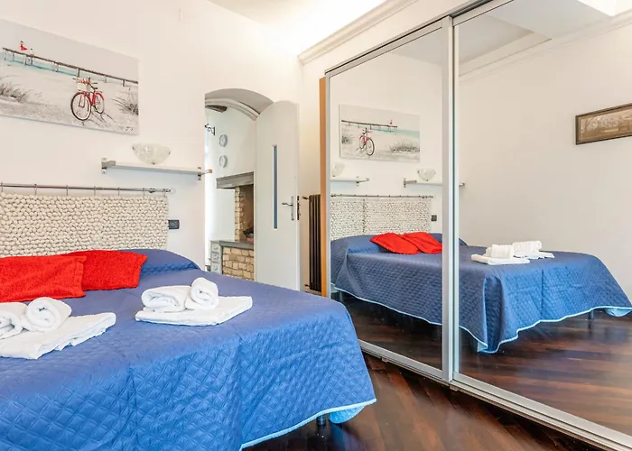 Апартаменты Guesthost - Il Poggiolo, Cozy In Marola Специя