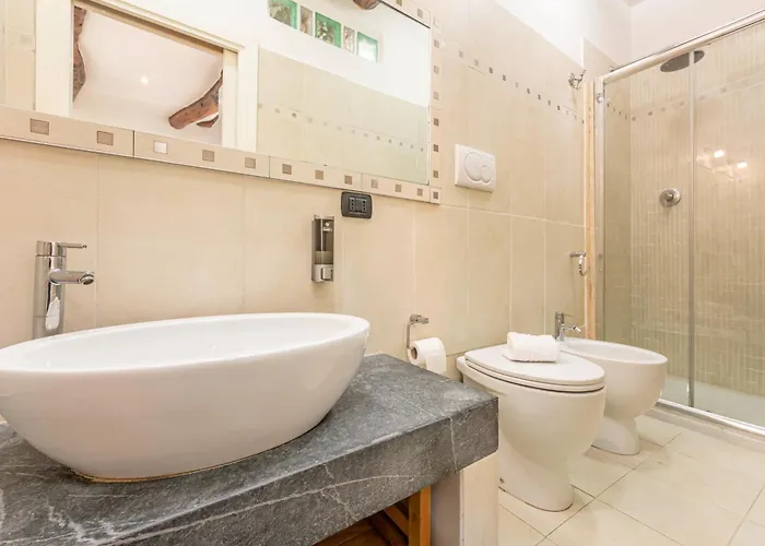 Guesthost - Il Poggiolo, Cozy In Marola * Специя